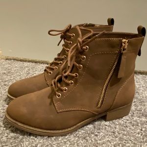 Xappeal Brown Booties